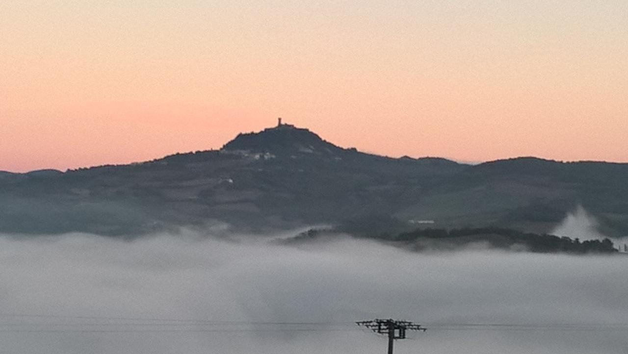 Agriturismo Corvaia Radicofani Kültér fotó